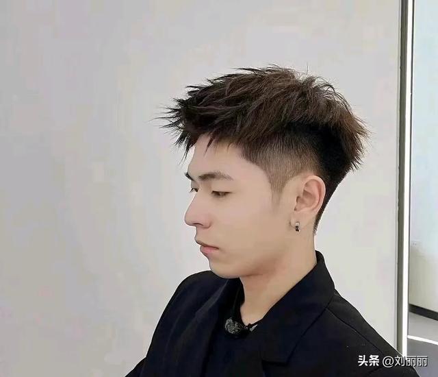 男士最新发型图片，男士发型最新款简单好看（男士发型别乱剪）
