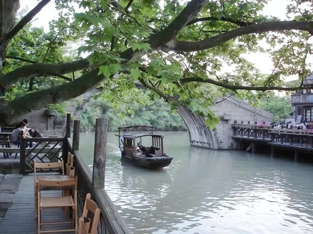夏天去哪里旅游，夏天适合去哪里旅游避暑的地方（这些消暑纳凉地请收藏好）