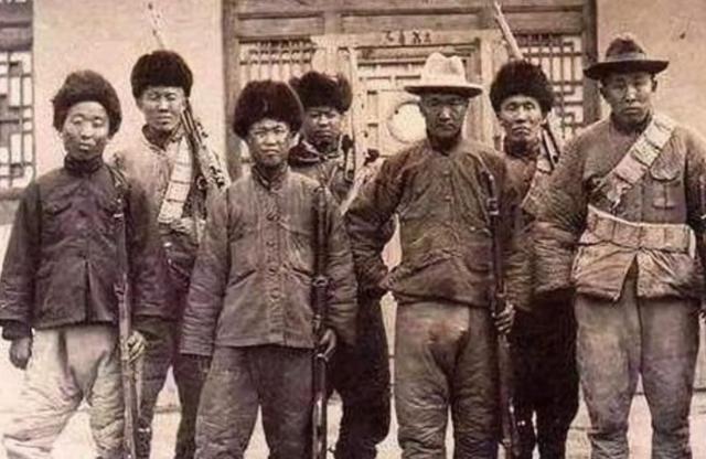 东北剿匪记的真实事件，东北胡匪往事砸窑