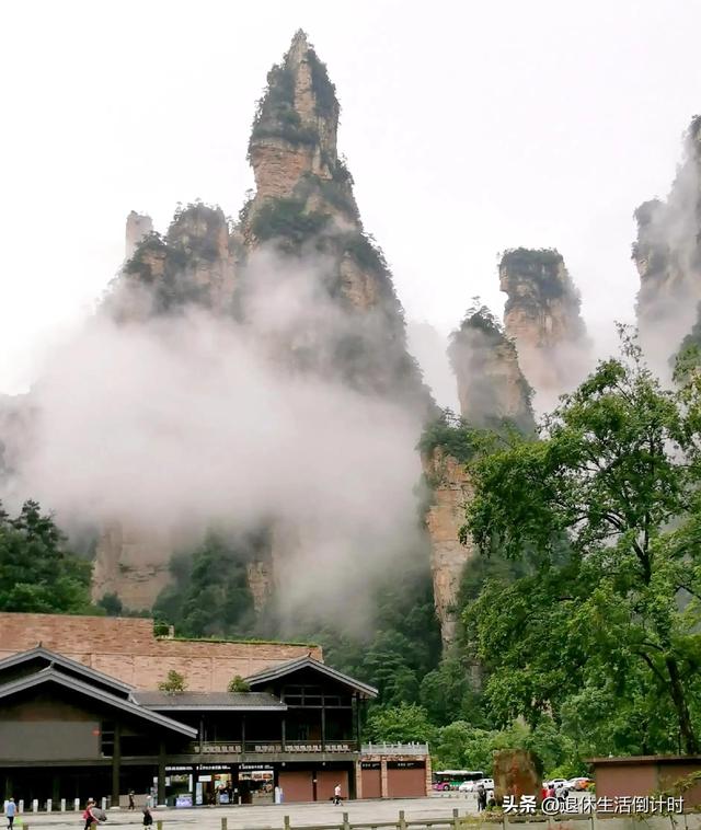 去张家界跟团游，张家界旅游纯玩团攻略和花费