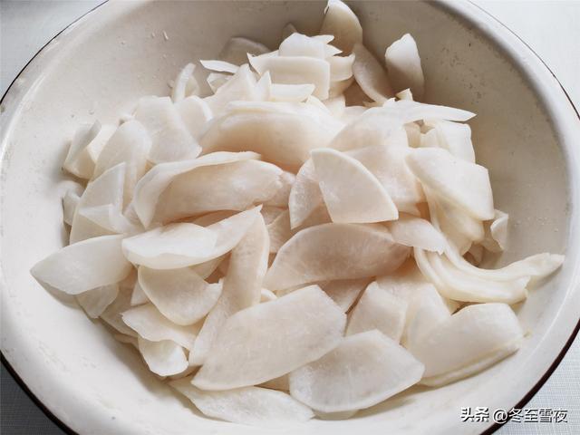 萝卜咸菜的腌制方法，萝卜咸菜的腌制方法全过程