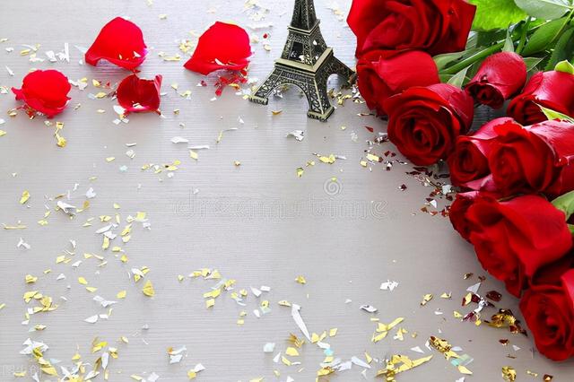 就在心里陪伴你，陪伴在心间