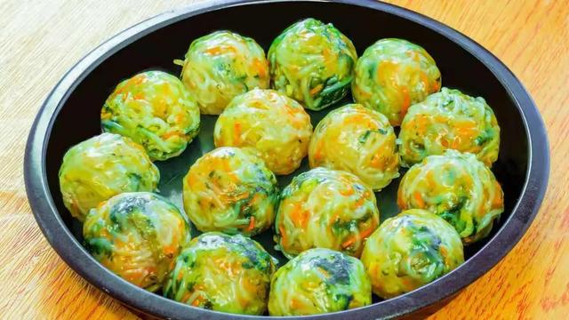 春节吃团圆饭菜谱，春节团圆饭菜单