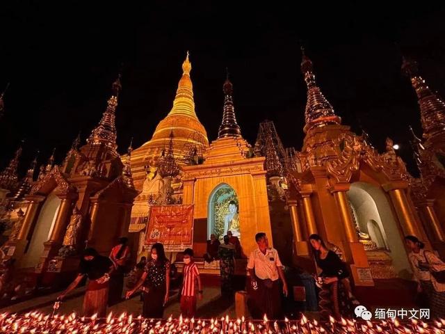 缅甸点灯节完整，实拍缅甸点灯节盛况