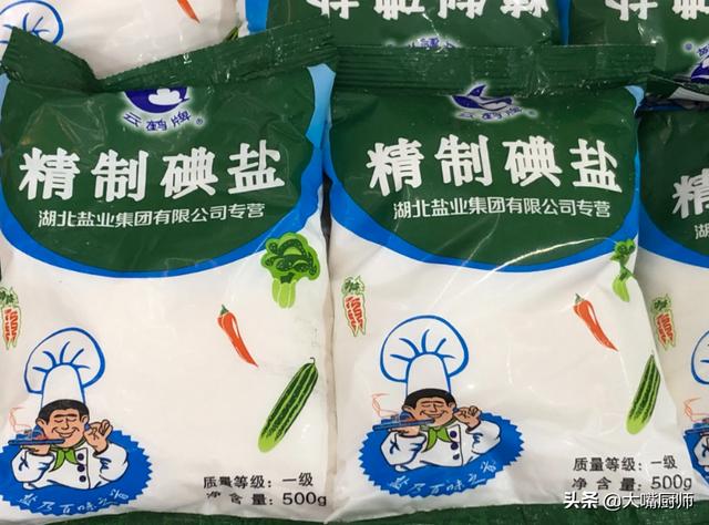 粗盐和大粒盐有什么区别，养水草养鱼时不免会有意外发生