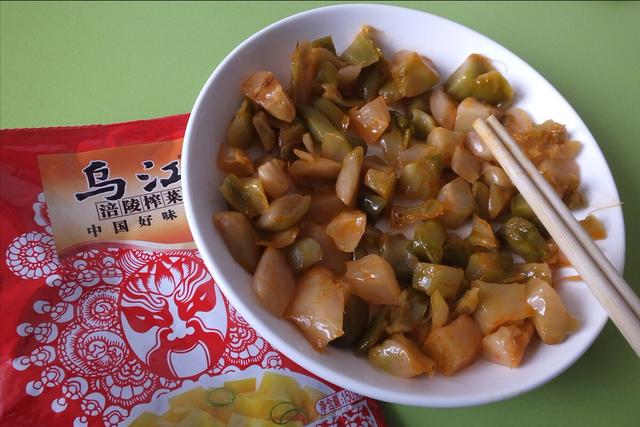 现在囤物资是什么情况，上海小伙建议囤的6类物资