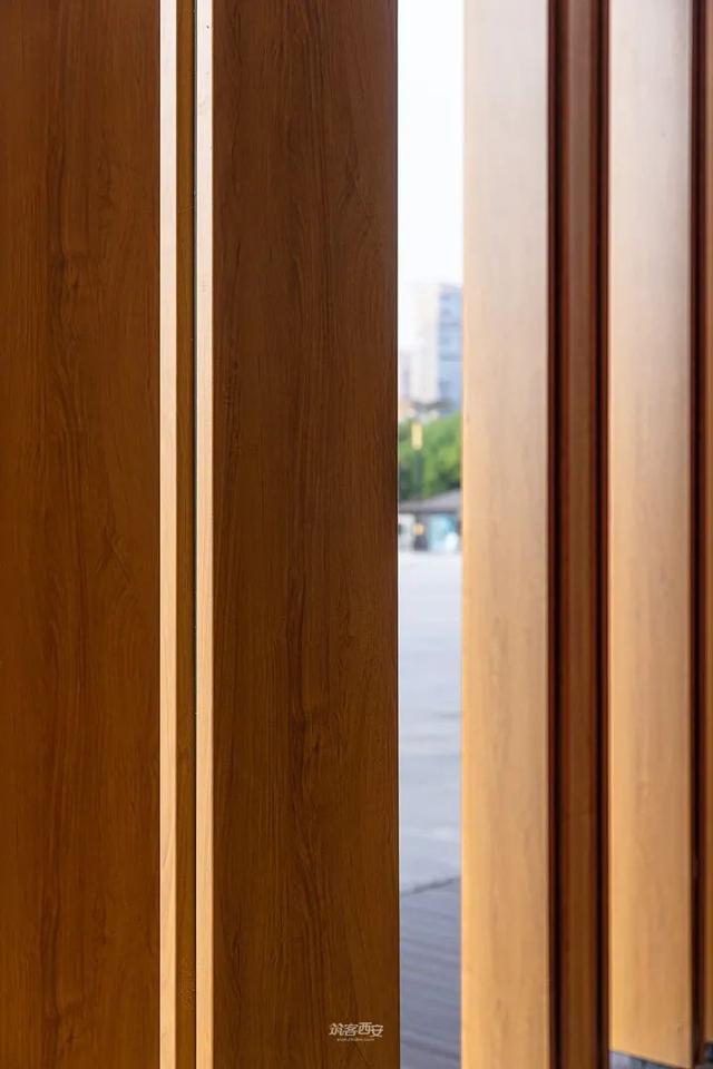 蟹小姐曝光，现在都在找蟹小姐啦