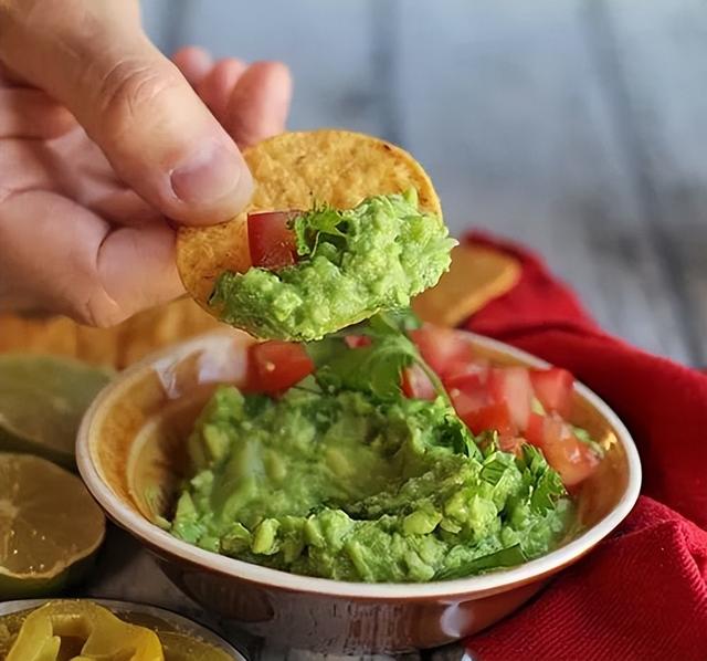 老干妈怎么越来越好吃了，放下你手中的老干妈