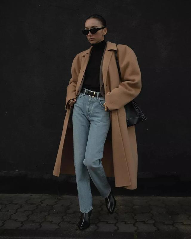 驼色大衣搭配图片，让你从20岁优雅到60岁的驼色大衣（驼色大衣怎么穿搭有气场）