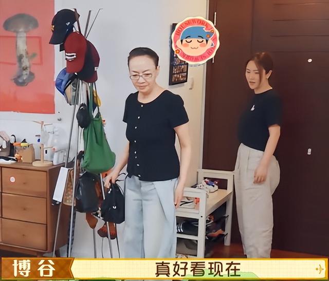 宋丹丹和儿媳王博谷，嫁小7岁巴图生两子