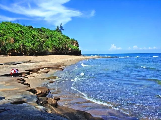 夏天去哪里旅游，夏天适合去哪里旅游避暑的地方（这些消暑纳凉地请收藏好）
