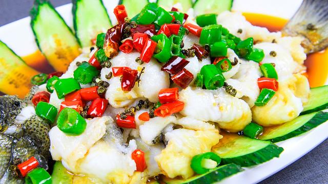 松鼠鱼用什么鱼，松鼠鱼用什么鱼做最合适（鲤鱼草鱼靠边站）