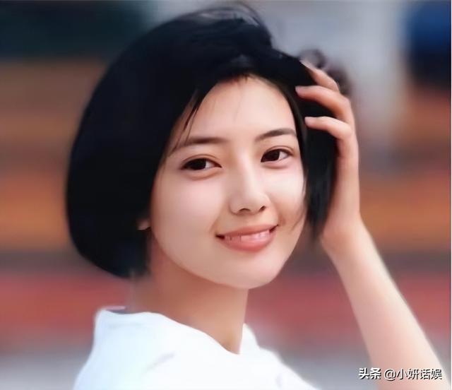 国民女神高圆圆五段恋情，高圆圆的变化太过明显