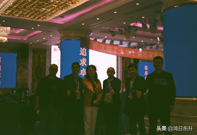 复古情怀胶片相机满满的仪式感，九款实用仿拍立得胶片感APP大测评