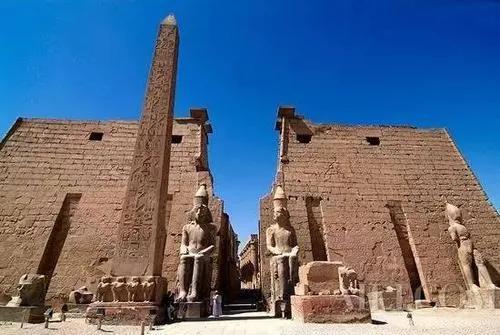 卡尔纳克神庙简介，十八卡纳克神庙