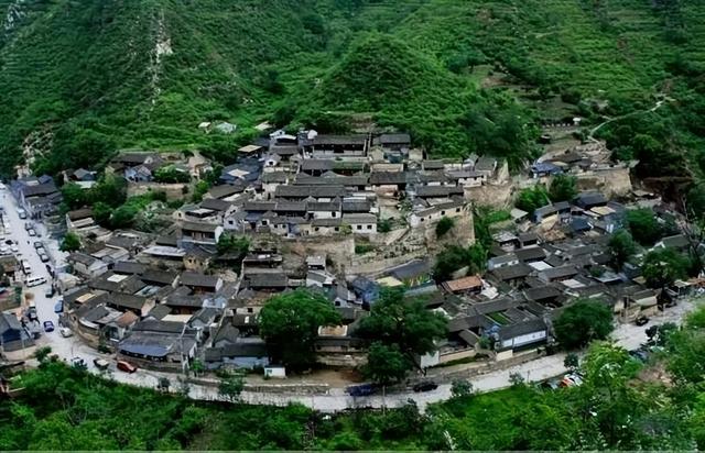 适合情侣旅游十大景点，盘点情侣必去的10个旅游目的地