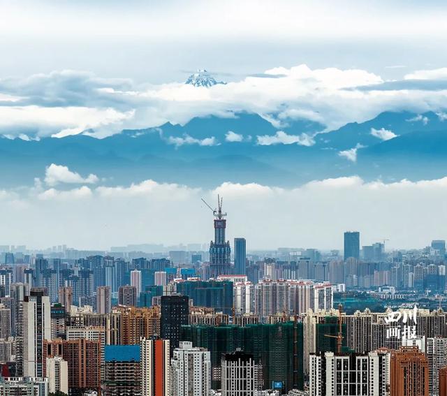 成都爬龙泉山攻略，成都人民徒步后花园的路线可以这样打开