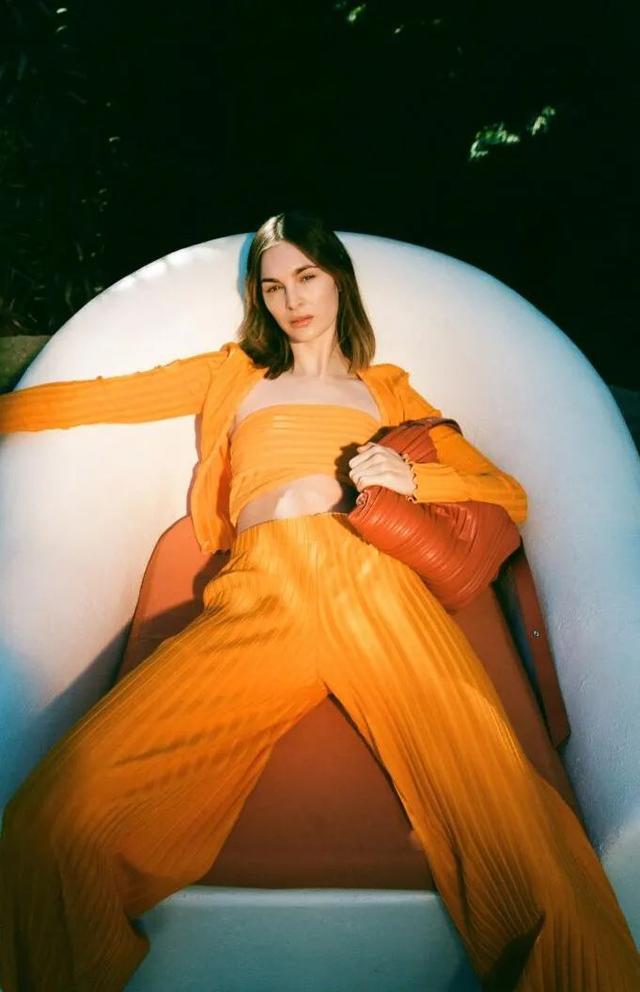 经典色系行走的流行色，2023年春夏5大流行色