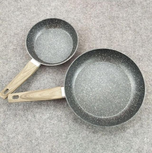 特氟龙不粘涂层，水性特氟龙涂层有毒吗（电饭锅是“害人锅”）