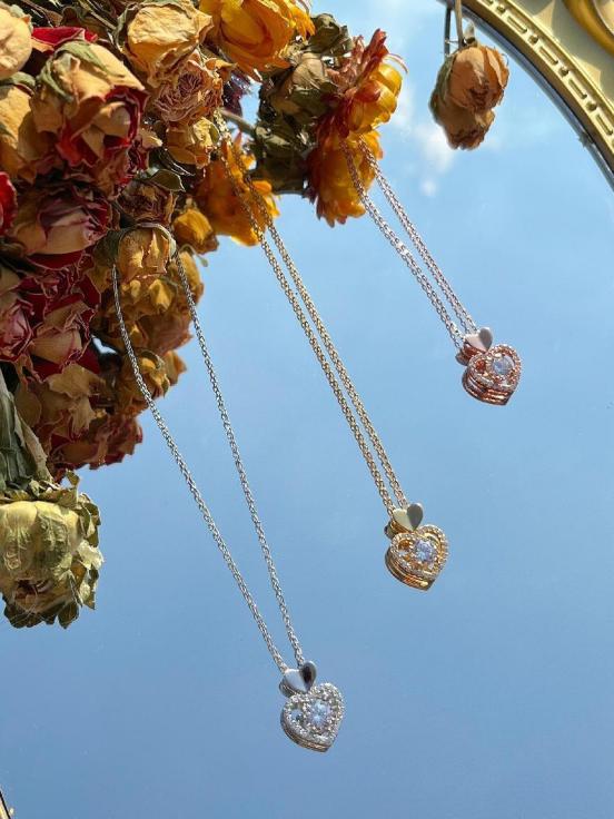 女人一生必须拥有的5件首饰，女士必备十大首饰