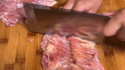 大鸡腿怎么烤又酥又香又好吃，鸡腿剔除骨头蒸一蒸