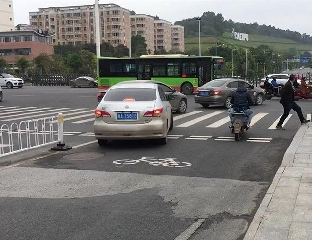 关于汽车违章的最新规定，车管所5月1号起以下5类违章