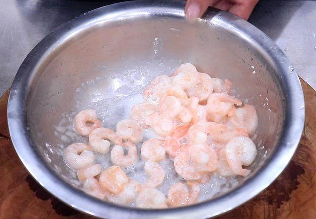 大虾的家常做法，大虾怎么做最好吃（大虾14种家常做法）