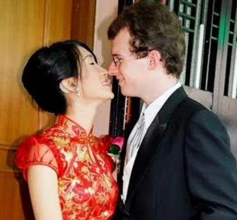 相声演员大山和姜昆，连上春晚拜姜昆为师