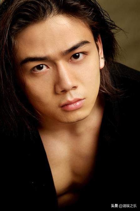 杨烁变成小包总，跌落的口碑到底是回不去了