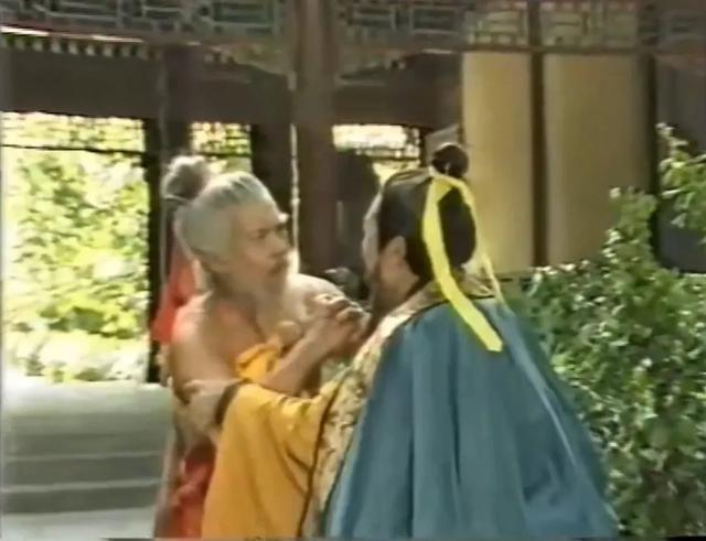 为什么古人不分左右脚，古人眼中的左与