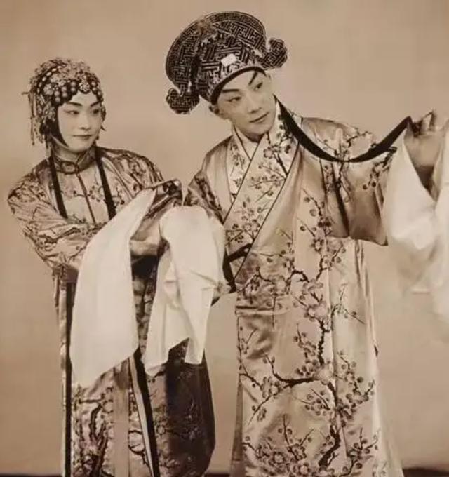 荀慧生的三位妻子，荀慧生葬礼