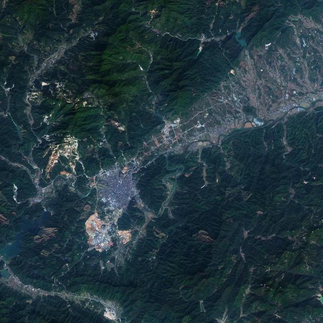 赣州十八县地图，赣州20年各县区gdp（江西赣州龙南、瑞金、会昌、寻乌、石城5县现状分析）