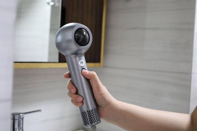 直白吹风机各个系列，有了它告别毛糙