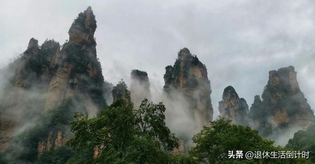 去张家界跟团游，张家界旅游纯玩团攻略和花费