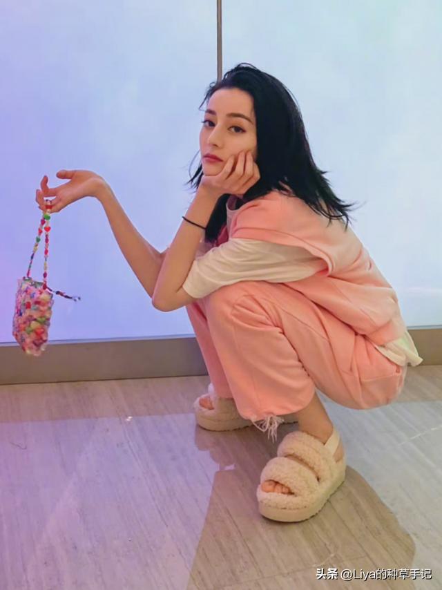 今年流行大包包，今夏最时髦的大包包都在这