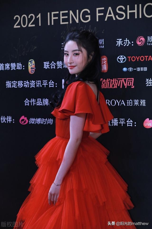 凤凰网时尚频道，从LVMH重启制表师品牌看尊达封神记