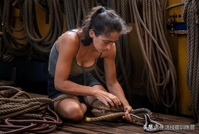 人生艺术照欣赏，浅谈油画超写实人体艺术