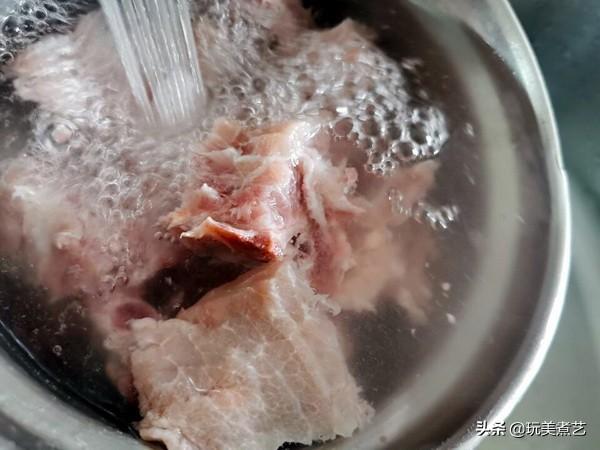 菠萝排骨家常做法广东，港式菠萝排骨的做法