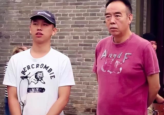 陈雨昂和陈飞宇的区别，同样是陈凯歌的儿子