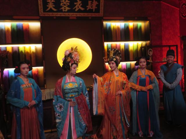 芙蓉园游玩攻略，春节大唐芙蓉园游玩攻略（大唐芙蓉园游玩攻略）