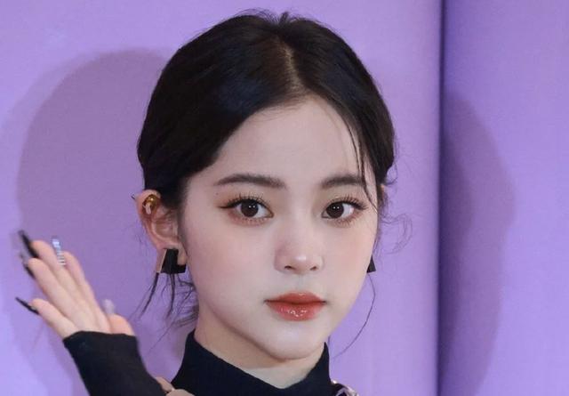 韩国红毯女明星有多敢穿，韩国红毯穿搭过于朴素