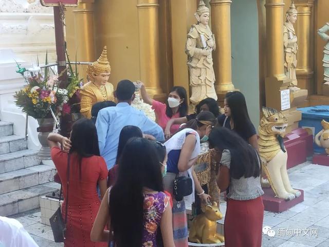 缅甸点灯节完整，实拍缅甸点灯节盛况