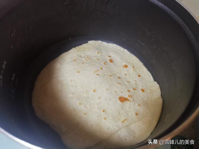 怎样烙春饼才既软又好吃，这两步万万不能省