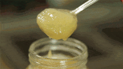 怎样选择正宗的蜂蜜，最全的蜂蜜辨别真假的方法