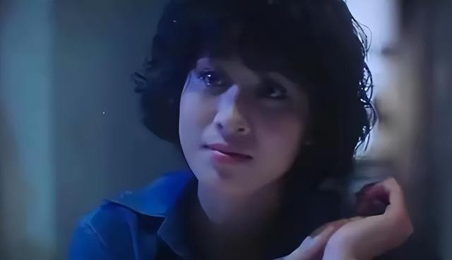 梁朝伟和刘嘉玲，梁朝伟刘嘉玲年轻时合照（酒到浓时香自溢。你为什么嫁我）