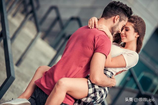 别人吸引异性的方法，吸引异性应具备的特质