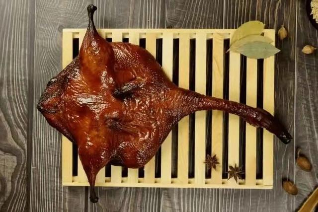 重庆小吃排名前十名，重庆十大必吃美食重庆最有名小吃（重庆这10家特色美食）