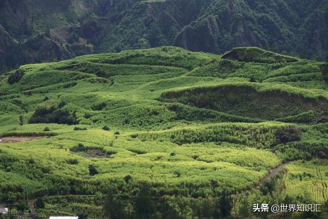 非洲三大高原自北向南，<非洲气候、河流流向、世界洋流的分布>