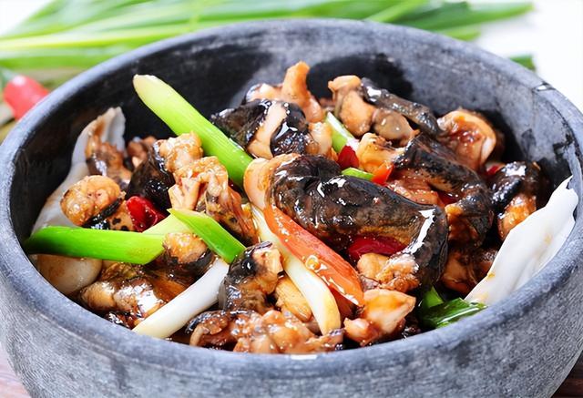 安徽有什么美食，超出名的安徽美食你都吃过几道呢（道道都是安徽人的“心头爱”）