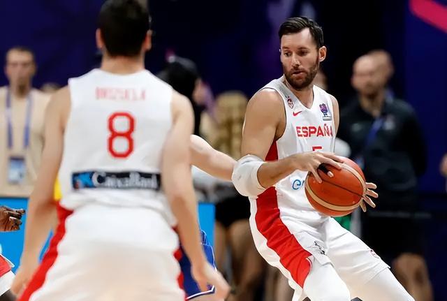 西班牙男篮名单，欧锦赛篮球名单（埃尔南戈麦斯兄弟u0026加鲁巴领衔）